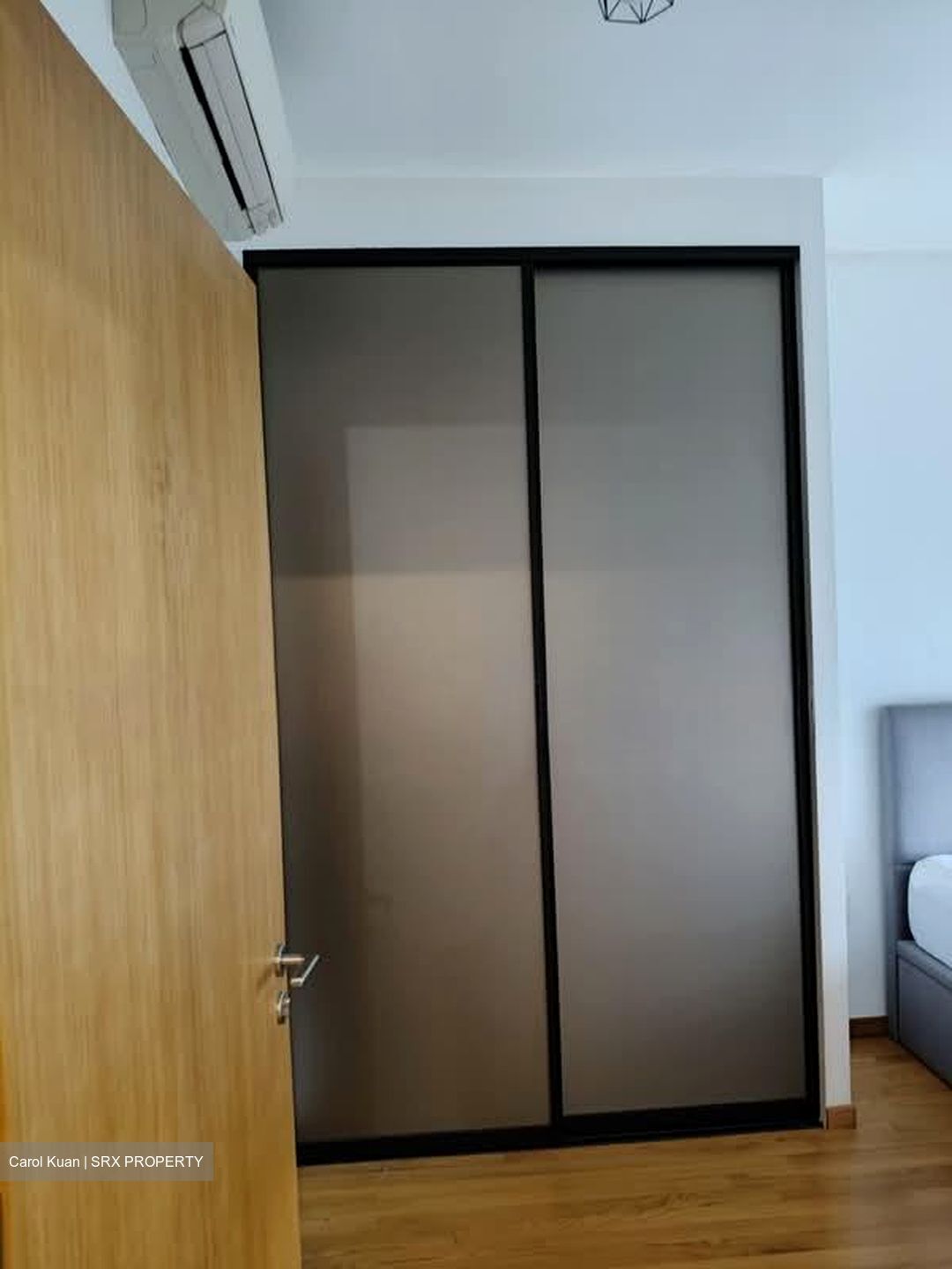 The Navian (D14), Apartment #596284401